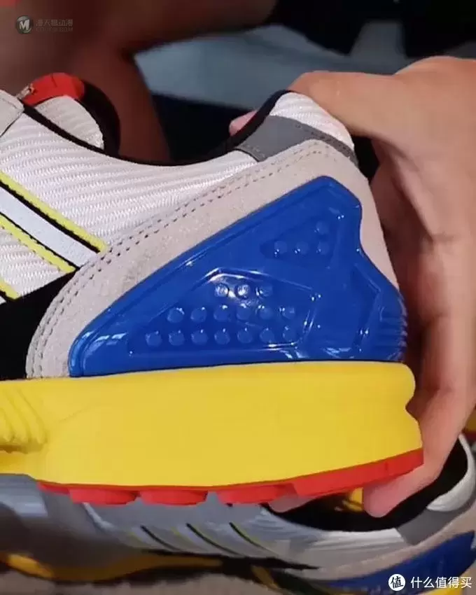 欢迎来到乐高世界:又是一场跨界合作 LEGO X adidas 联名公布 欢迎来到乐高世界:又是一场跨界合作 LEGO X adidas 联名公布