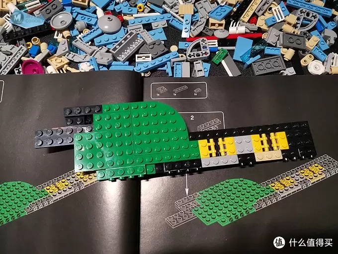 老杨的玩具仓库 篇二十八:LEGO 微型建筑21039 上海天际线 简评 老杨的玩具仓库 篇二十八:LEGO 微型建筑21039 上海天际线 简评