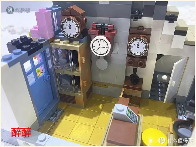 MOC 篇二十一:Brick Ative - Watchmaker's House(钟表店)醉测评#乐高# MOC 篇二十一:Brick Ative - Watchmaker's House(钟表店)醉测评#乐高#