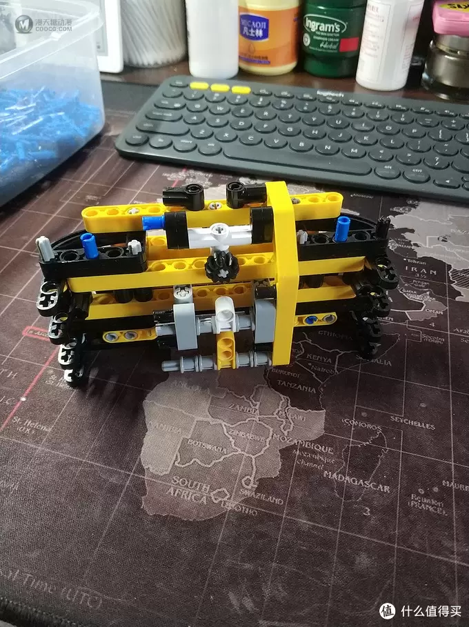 我与国产积木有个约会 篇四:复刻42009套内G模式MOC-5709Crane Truck 我与国产积木有个约会 篇四:复刻42009套内G模式MOC-5709Crane Truck