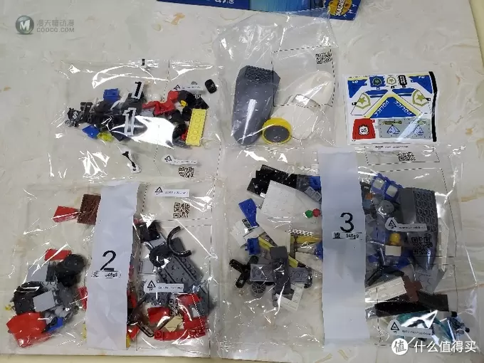 618孩子的礼物: 乐高 城市组 60243 警用直升机大追击开箱 618孩子的礼物: 乐高 城市组 60243 警用直升机大追击开箱