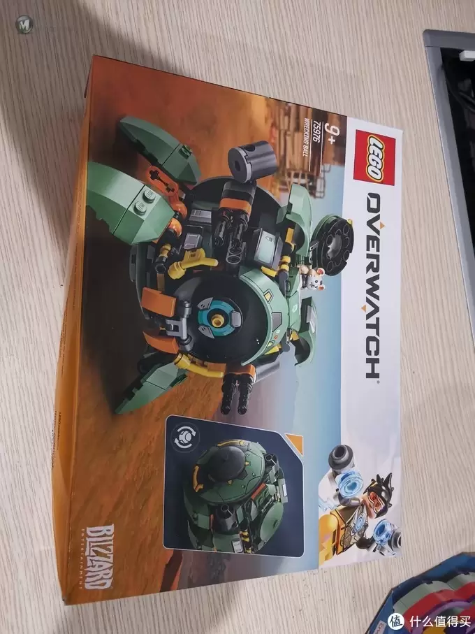 老杨的玩具仓库 篇二十六:LEGO 75976 套内MOC 坦克 老杨的玩具仓库 篇二十六:LEGO 75976 套内MOC 坦克