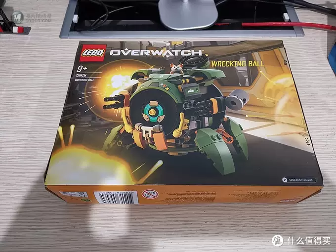 老杨的玩具仓库 篇二十六:LEGO 75976 套内MOC 坦克 老杨的玩具仓库 篇二十六:LEGO 75976 套内MOC 坦克