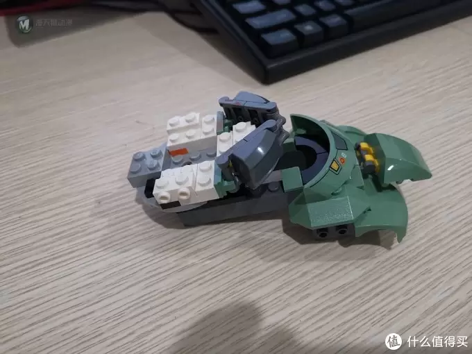老杨的玩具仓库 篇二十六:LEGO 75976 套内MOC 坦克 老杨的玩具仓库 篇二十六:LEGO 75976 套内MOC 坦克