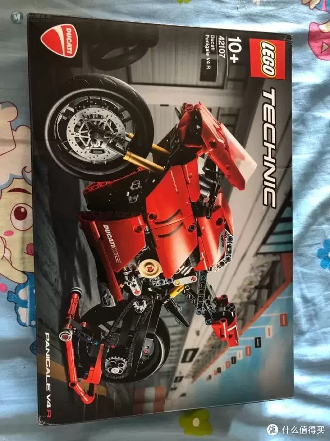 玩转城市 篇一:618唯一剁手物品:乐高6月新品42107杜卡迪摩托车。 玩转城市 篇一:618唯一剁手物品:乐高6月新品42107杜卡迪摩托车。