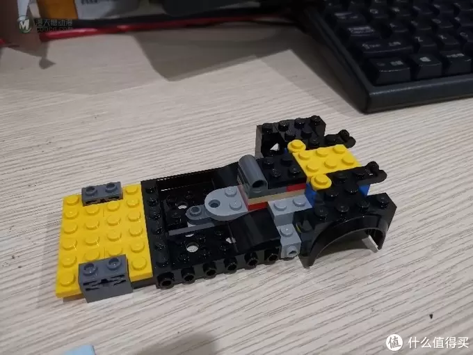 老杨的玩具仓库 篇二十四:LEGO 76899 兰博基尼 Huracán 和 Urus 老杨的玩具仓库 篇二十四:LEGO 76899 兰博基尼 Huracán 和 Urus