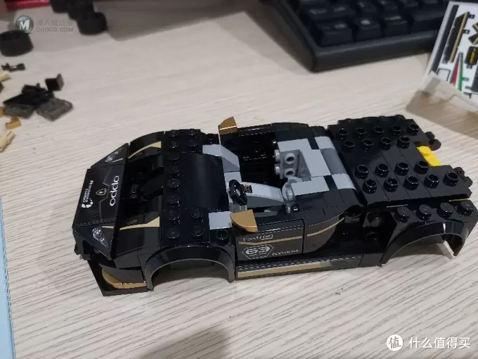 老杨的玩具仓库 篇二十四:LEGO 76899 兰博基尼 Huracán 和 Urus 老杨的玩具仓库 篇二十四:LEGO 76899 兰博基尼 Huracán 和 Urus