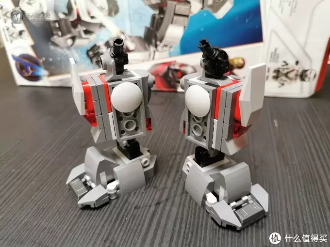 LEGO 76124战争机器重武装机甲的站直小改造 LEGO 76124战争机器重武装机甲的站直小改造