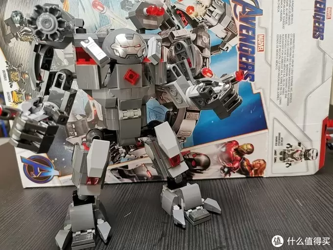 LEGO 76124战争机器重武装机甲的站直小改造 LEGO 76124战争机器重武装机甲的站直小改造