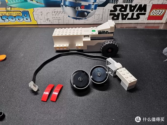 老杨的玩具仓库 篇二十三:LEGO boost 75253 机器人指挥官 老杨的玩具仓库 篇二十三:LEGO boost 75253 机器人指挥官