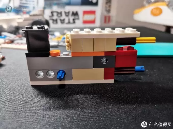 老杨的玩具仓库 篇二十三:LEGO boost 75253 机器人指挥官 老杨的玩具仓库 篇二十三:LEGO boost 75253 机器人指挥官