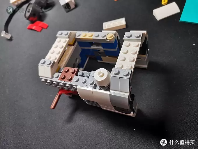 老杨的玩具仓库 篇二十三:LEGO boost 75253 机器人指挥官 老杨的玩具仓库 篇二十三:LEGO boost 75253 机器人指挥官