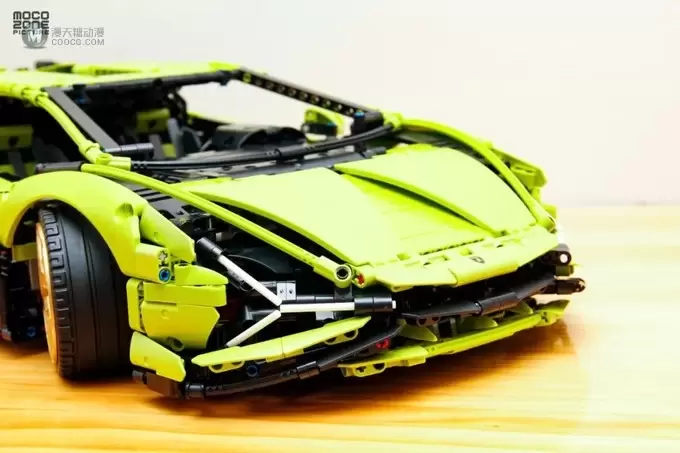 乐高机械组42115 Lamborghini Sian FKP 37实物第一眼! 乐高机械组42115 Lamborghini Sian FKP 37实物第一眼!
