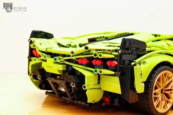 乐高机械组42115 Lamborghini Sian FKP 37实物第一眼! 乐高机械组42115 Lamborghini Sian FKP 37实物第一眼!