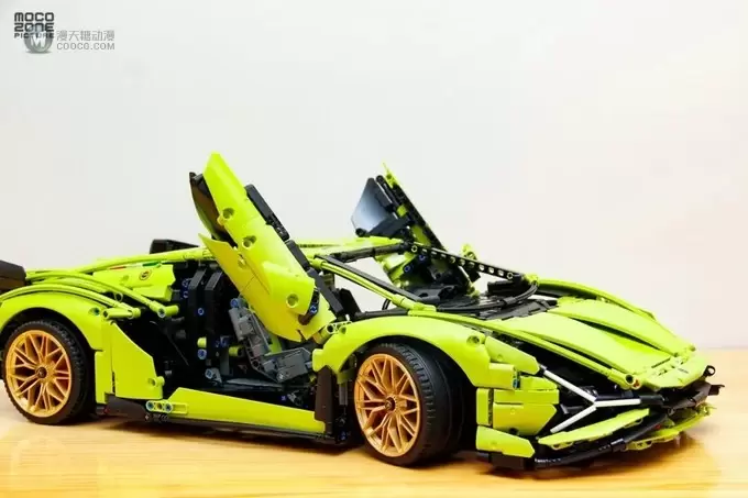 乐高机械组42115 Lamborghini Sian FKP 37实物第一眼! 乐高机械组42115 Lamborghini Sian FKP 37实物第一眼!