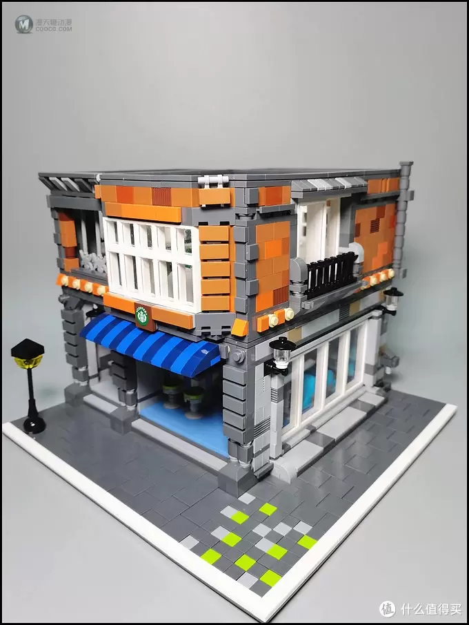 MOC 篇十六:Modular Patisserie(精品蛋糕店) MOC 篇十六:Modular Patisserie(精品蛋糕店)