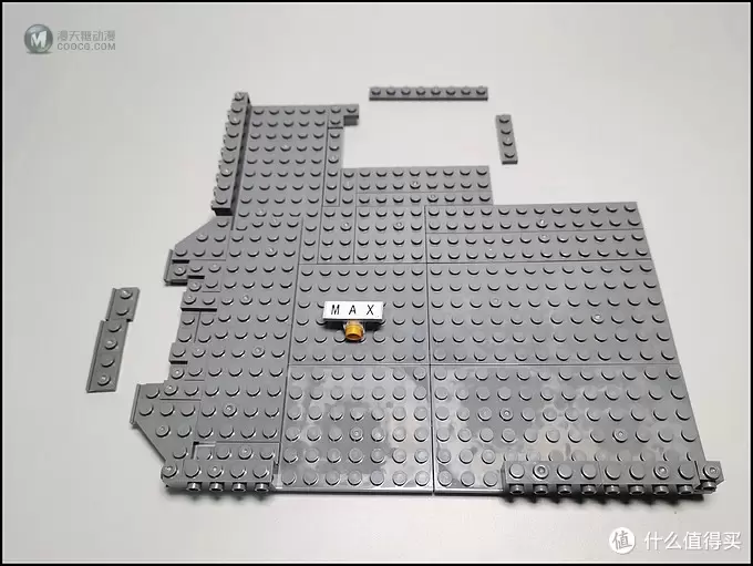 MOC 篇十六:Modular Patisserie(精品蛋糕店) MOC 篇十六:Modular Patisserie(精品蛋糕店)
