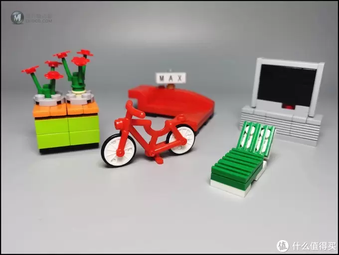 MOC 篇十六:Modular Patisserie(精品蛋糕店) MOC 篇十六:Modular Patisserie(精品蛋糕店)