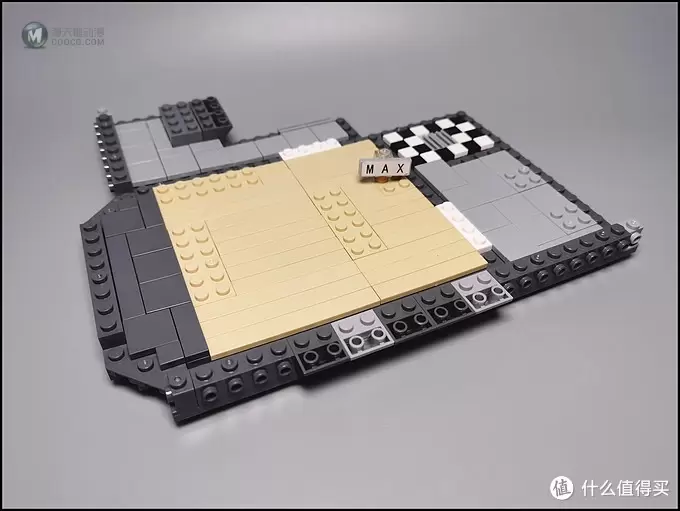 MOC 篇十六:Modular Patisserie(精品蛋糕店) MOC 篇十六:Modular Patisserie(精品蛋糕店)