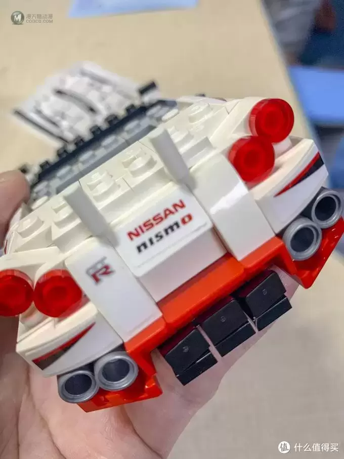 少爷的乐高系列 篇五十:LEGO 乐高76896 Nissan GT-R NISMO赛车 少爷的乐高系列 篇五十:LEGO 乐高76896 Nissan GT-R NISMO赛车