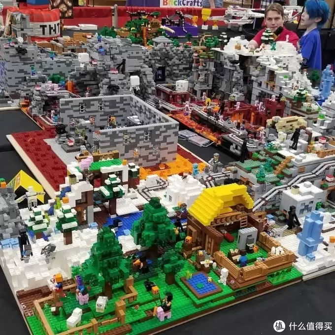 用乐高还原出《Minecraft我的世界》场景 用乐高还原出《Minecraft我的世界》场景