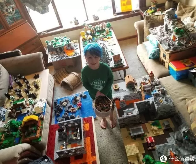 用乐高还原出《Minecraft我的世界》场景 用乐高还原出《Minecraft我的世界》场景