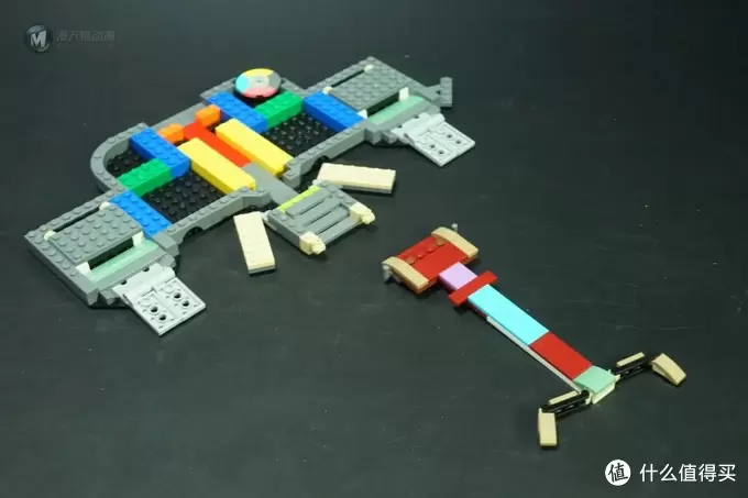 积木的世界 篇二十五:LEGO HIDDEN SIDE之 周末夜归人 积木的世界 篇二十五:LEGO HIDDEN SIDE之 周末夜归人