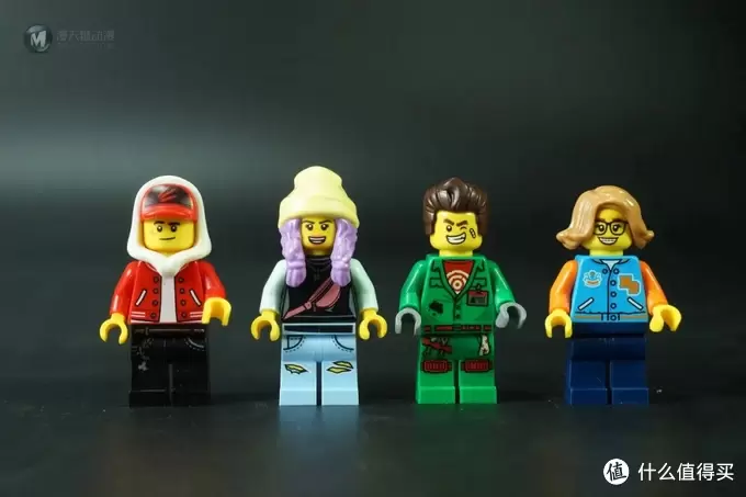 积木的世界 篇二十五:LEGO HIDDEN SIDE之 周末夜归人 积木的世界 篇二十五:LEGO HIDDEN SIDE之 周末夜归人