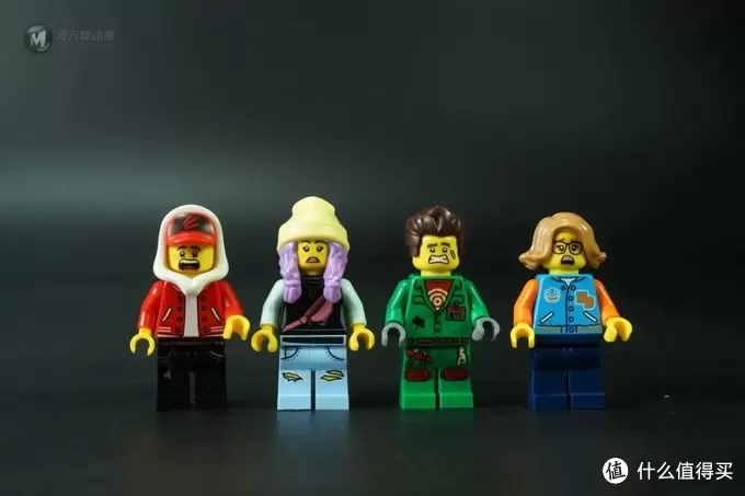 积木的世界 篇二十五:LEGO HIDDEN SIDE之 周末夜归人 积木的世界 篇二十五:LEGO HIDDEN SIDE之 周末夜归人
