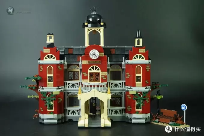积木的世界 篇二十五:LEGO HIDDEN SIDE之 周末夜归人 积木的世界 篇二十五:LEGO HIDDEN SIDE之 周末夜归人