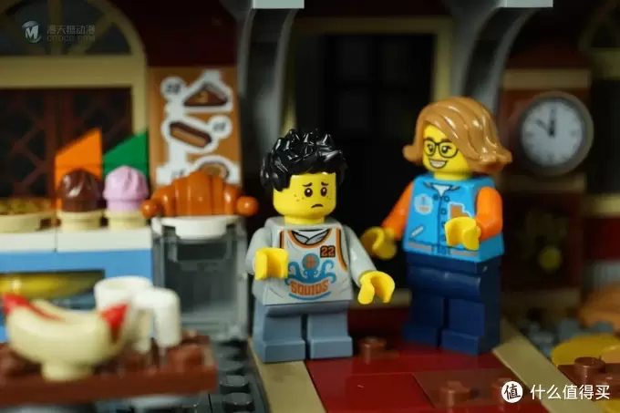 积木的世界 篇二十五:LEGO HIDDEN SIDE之 周末夜归人 积木的世界 篇二十五:LEGO HIDDEN SIDE之 周末夜归人