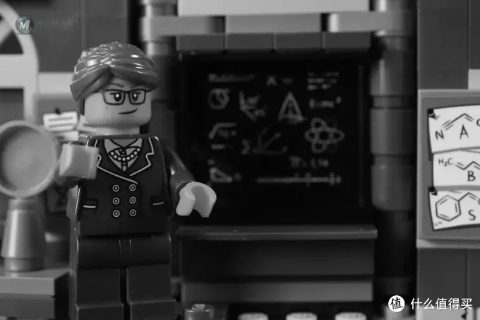 积木的世界 篇二十五:LEGO HIDDEN SIDE之 周末夜归人 积木的世界 篇二十五:LEGO HIDDEN SIDE之 周末夜归人