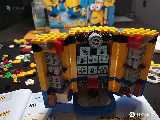 老杨的玩具仓库 篇二十:老杨的玩具仓库二十一:LEGO 小黄人秘密基地 75551 老杨的玩具仓库 篇二十:老杨的玩具仓库二十一:LEGO 小黄人秘密基地 75551