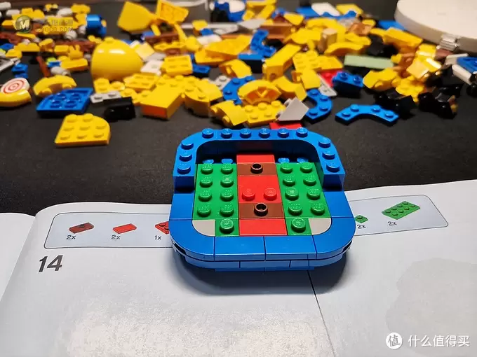 老杨的玩具仓库 篇二十:老杨的玩具仓库二十一:LEGO 小黄人秘密基地 75551 老杨的玩具仓库 篇二十:老杨的玩具仓库二十一:LEGO 小黄人秘密基地 75551