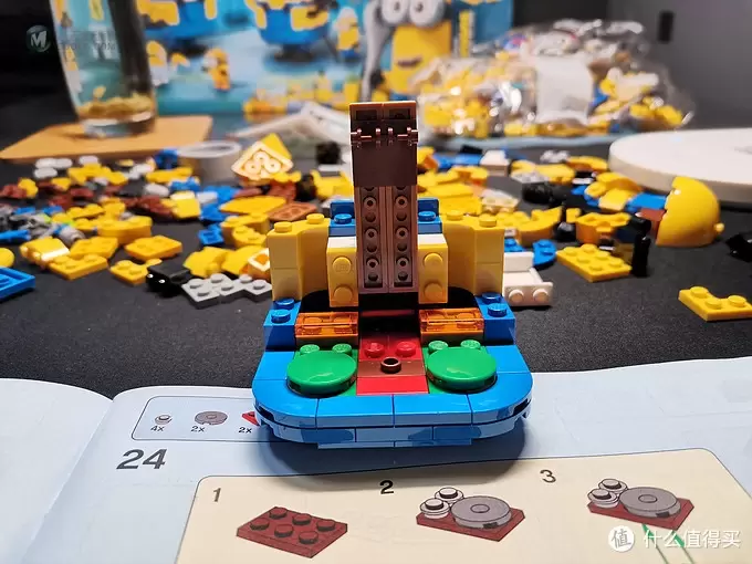 老杨的玩具仓库 篇二十:老杨的玩具仓库二十一:LEGO 小黄人秘密基地 75551 老杨的玩具仓库 篇二十:老杨的玩具仓库二十一:LEGO 小黄人秘密基地 75551