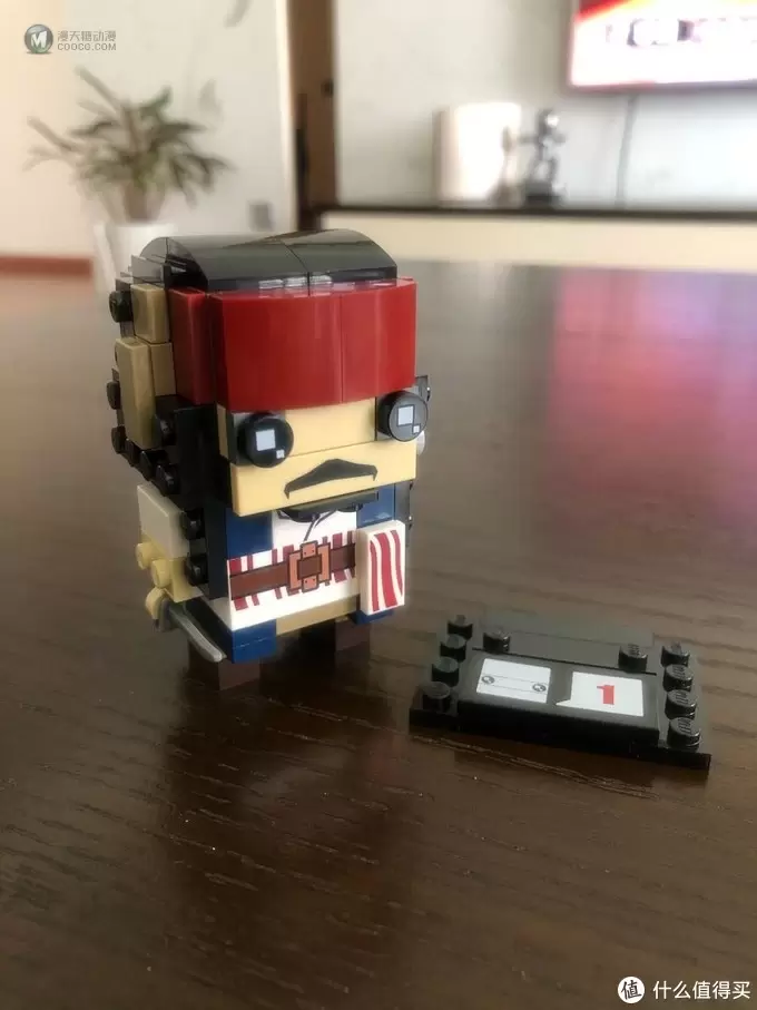 乐高 方头仔 篇二十:LEGO BRICKHEADZ 乐高方头仔 41593杰克·史派罗船长 乐高 方头仔 篇二十:LEGO BRICKHEADZ 乐高方头仔 41593杰克·史派罗船长