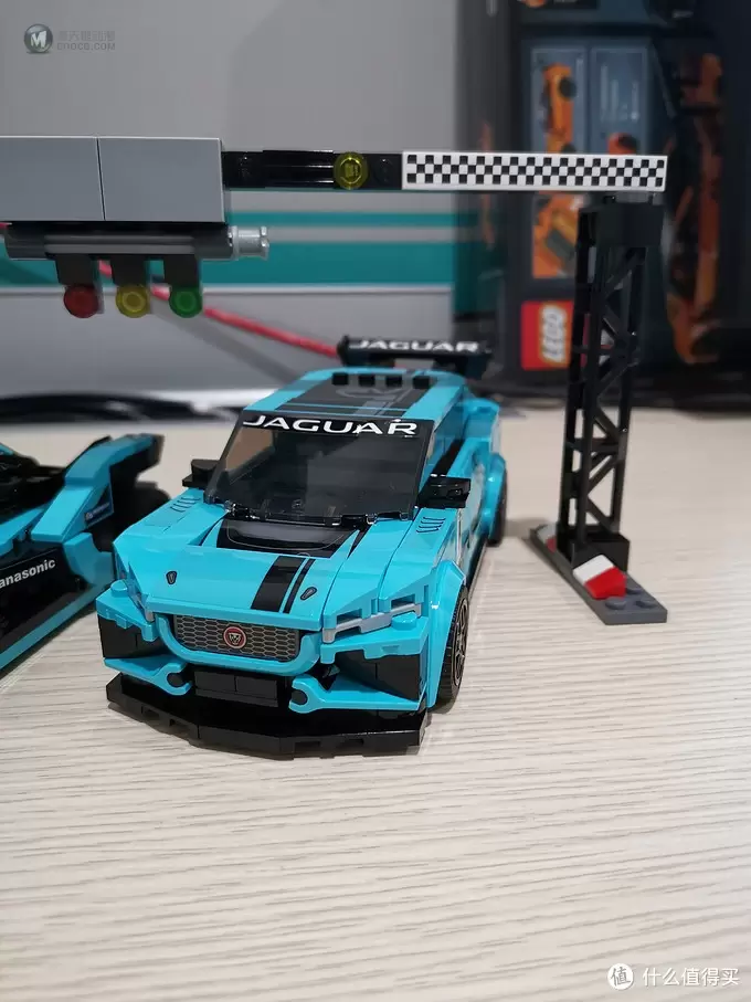 老杨的玩具仓库 篇二十:lego 超级赛车系列 76898 捷豹车队 老杨的玩具仓库 篇二十:lego 超级赛车系列 76898 捷豹车队