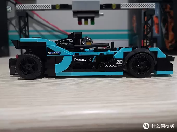 老杨的玩具仓库 篇二十:lego 超级赛车系列 76898 捷豹车队 老杨的玩具仓库 篇二十:lego 超级赛车系列 76898 捷豹车队