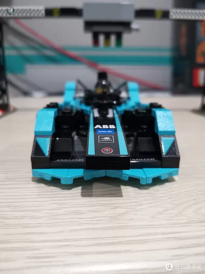 老杨的玩具仓库 篇二十:lego 超级赛车系列 76898 捷豹车队 老杨的玩具仓库 篇二十:lego 超级赛车系列 76898 捷豹车队