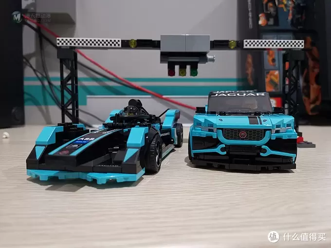 老杨的玩具仓库 篇二十:lego 超级赛车系列 76898 捷豹车队 老杨的玩具仓库 篇二十:lego 超级赛车系列 76898 捷豹车队