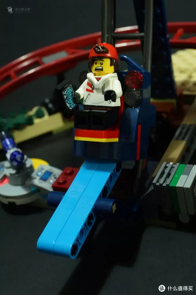 积木的世界 篇二十一:LEGO HIDDEN SIDE之 废弃的游乐园 积木的世界 篇二十一:LEGO HIDDEN SIDE之 废弃的游乐园