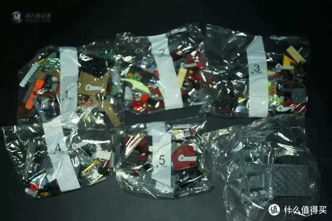 积木的世界 篇十九:LEGO HIDDEN SIDE之 不存在的车站 积木的世界 篇十九:LEGO HIDDEN SIDE之 不存在的车站