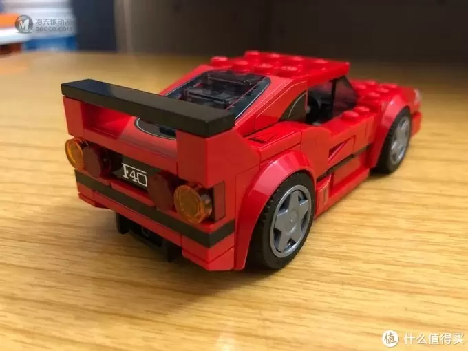 乐高乐趣多,75890开箱拼装法拉利F40. 乐高乐趣多,75890开箱拼装法拉利F40.