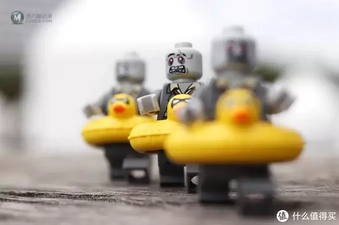 试试拿出闲置的乐高人仔,分分钟大片即视感 试试拿出闲置的乐高人仔,分分钟大片即视感