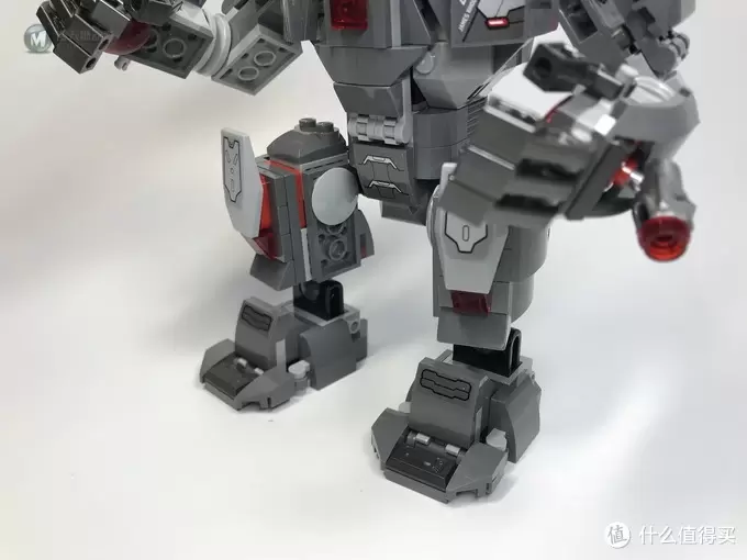 好玩的LEGO:乐高76124 战争机器重武装机甲 好玩的LEGO:乐高76124 战争机器重武装机甲