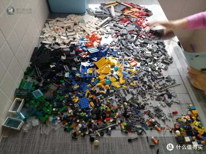 乐高!拯救了熊孩子的假期,内有仿制版德国88毫米防空炮 乐高!拯救了熊孩子的假期,内有仿制版德国88毫米防空炮
