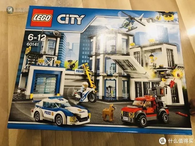 以娃之名,大小男孩共乐——晒新入手的LEGO乐高城市系列60141警察总局套装 以娃之名,大小男孩共乐——晒新入手的LEGO乐高城市系列60141警察总局套装