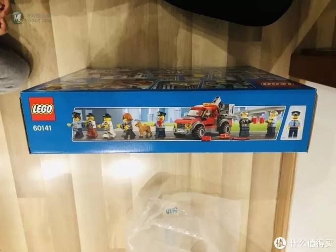 以娃之名,大小男孩共乐——晒新入手的LEGO乐高城市系列60141警察总局套装 以娃之名,大小男孩共乐——晒新入手的LEGO乐高城市系列60141警察总局套装