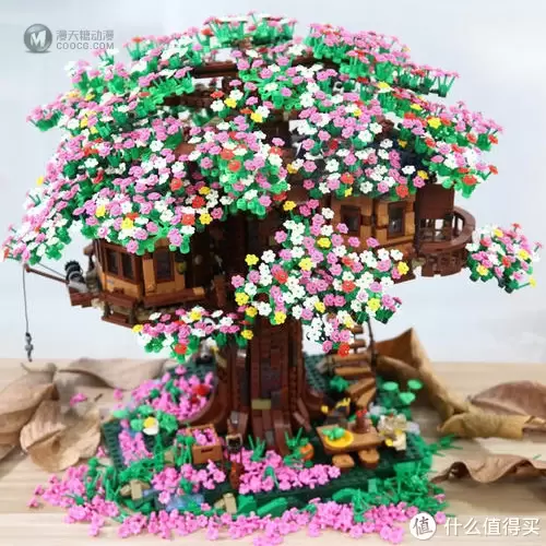 花团锦簇高高在上:乐高 21318 树屋的美丽改造 花团锦簇高高在上:乐高 21318 树屋的美丽改造