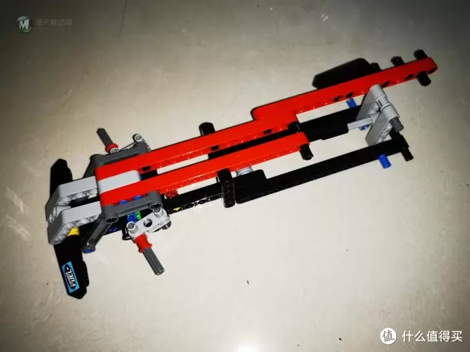 乐高坑 篇七:42050 “大宝剑”——直线加速赛车B模式 乐高坑 篇七:42050 “大宝剑”——直线加速赛车B模式